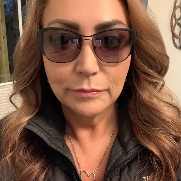 Sunglasses - Picture 3 of 8